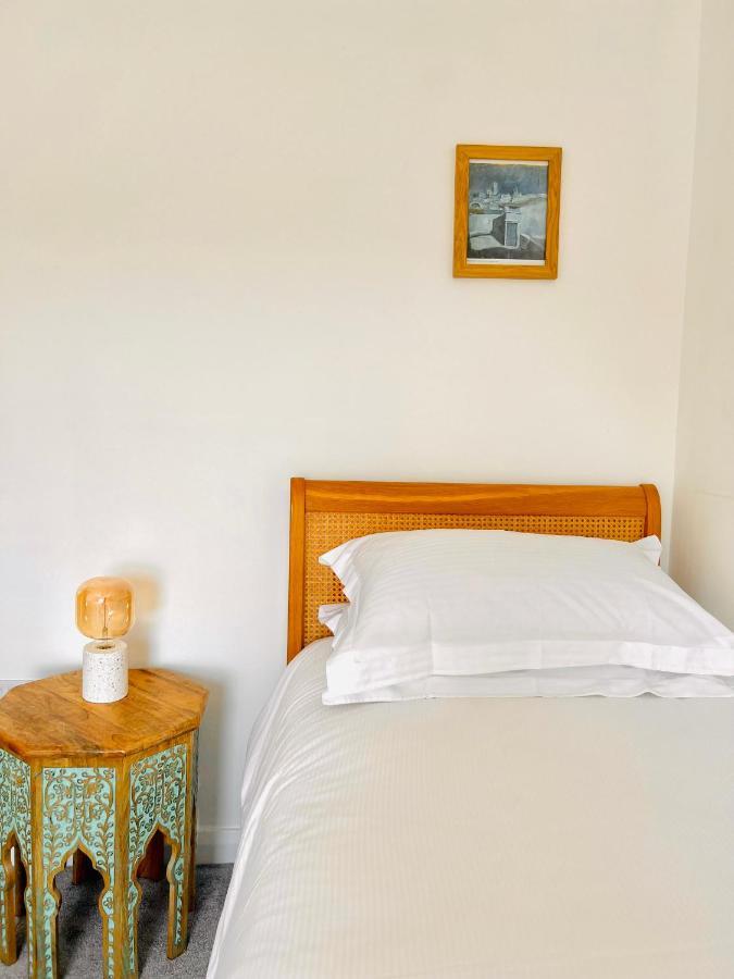 Gordy Hall -Sea Facing Welsh Cottage With Stunning Views 펜다인 외부 사진