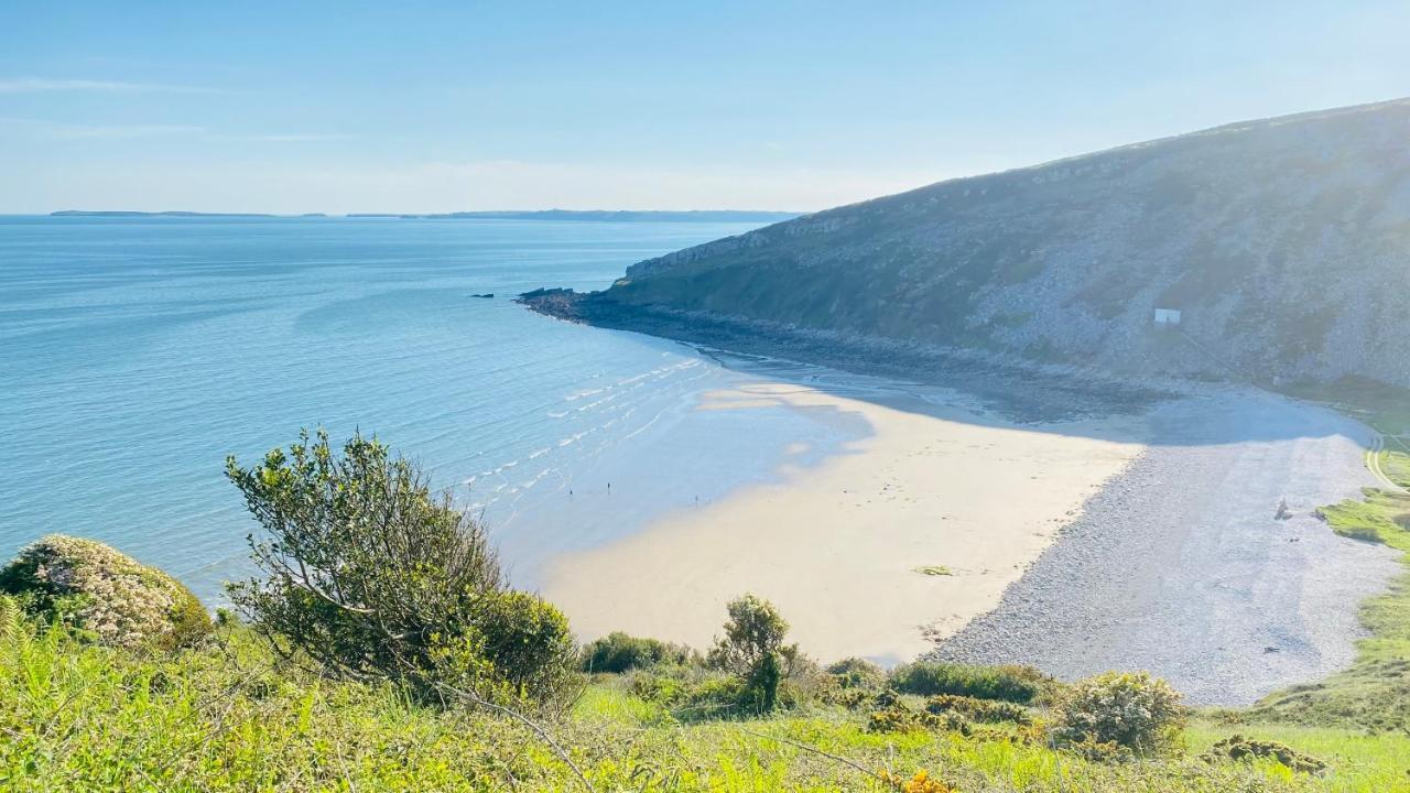 Gordy Hall -Sea Facing Welsh Cottage With Stunning Views 펜다인 외부 사진